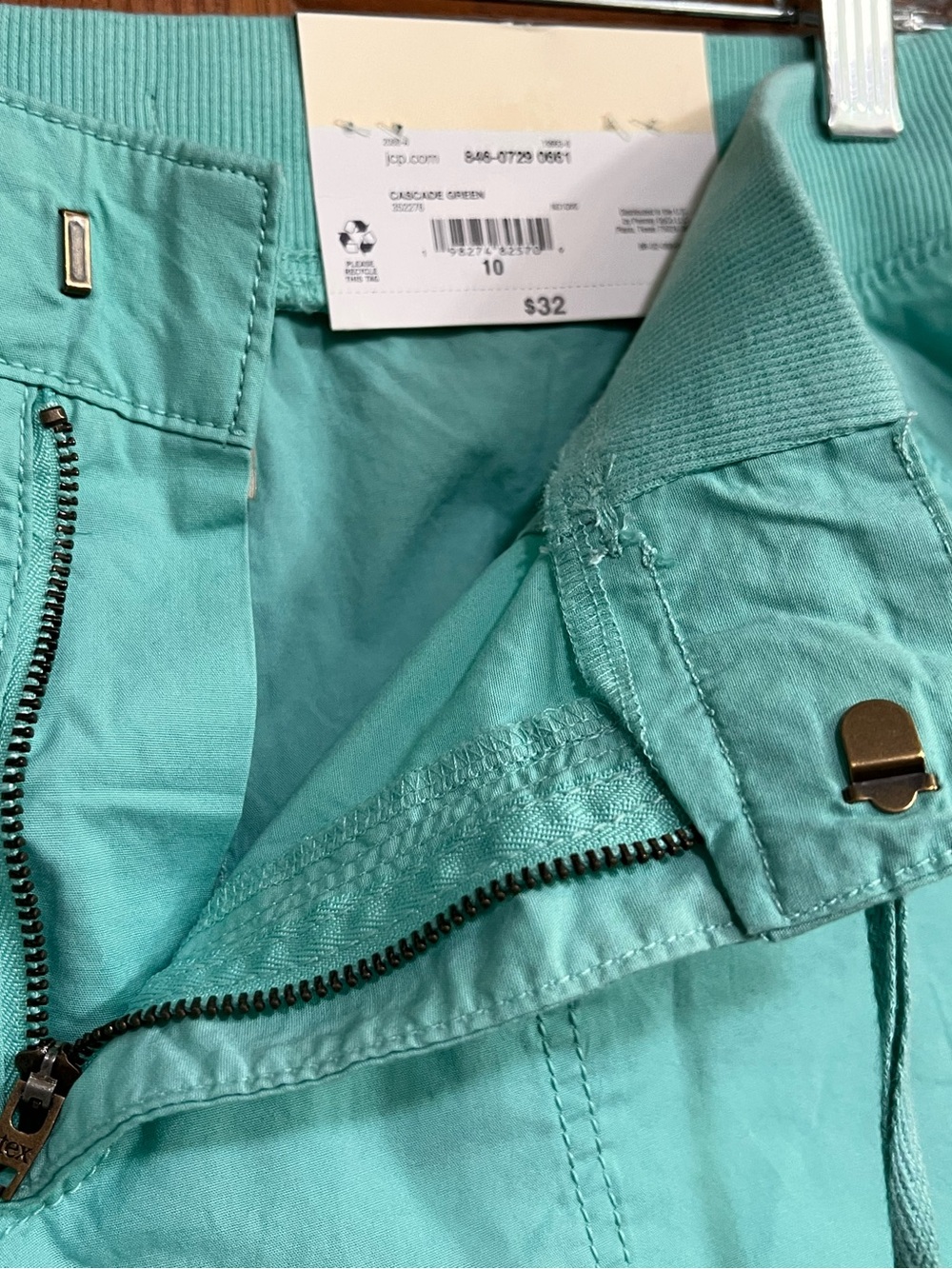 St. John’s Bay Casual Shorts ~ Cascade Green - Picture 7 of 9